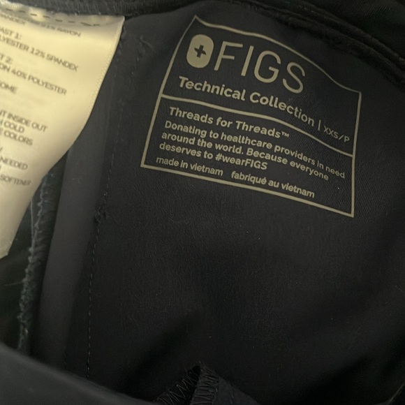 Figs Zamora Joggers Petite - Picture 2 of 2